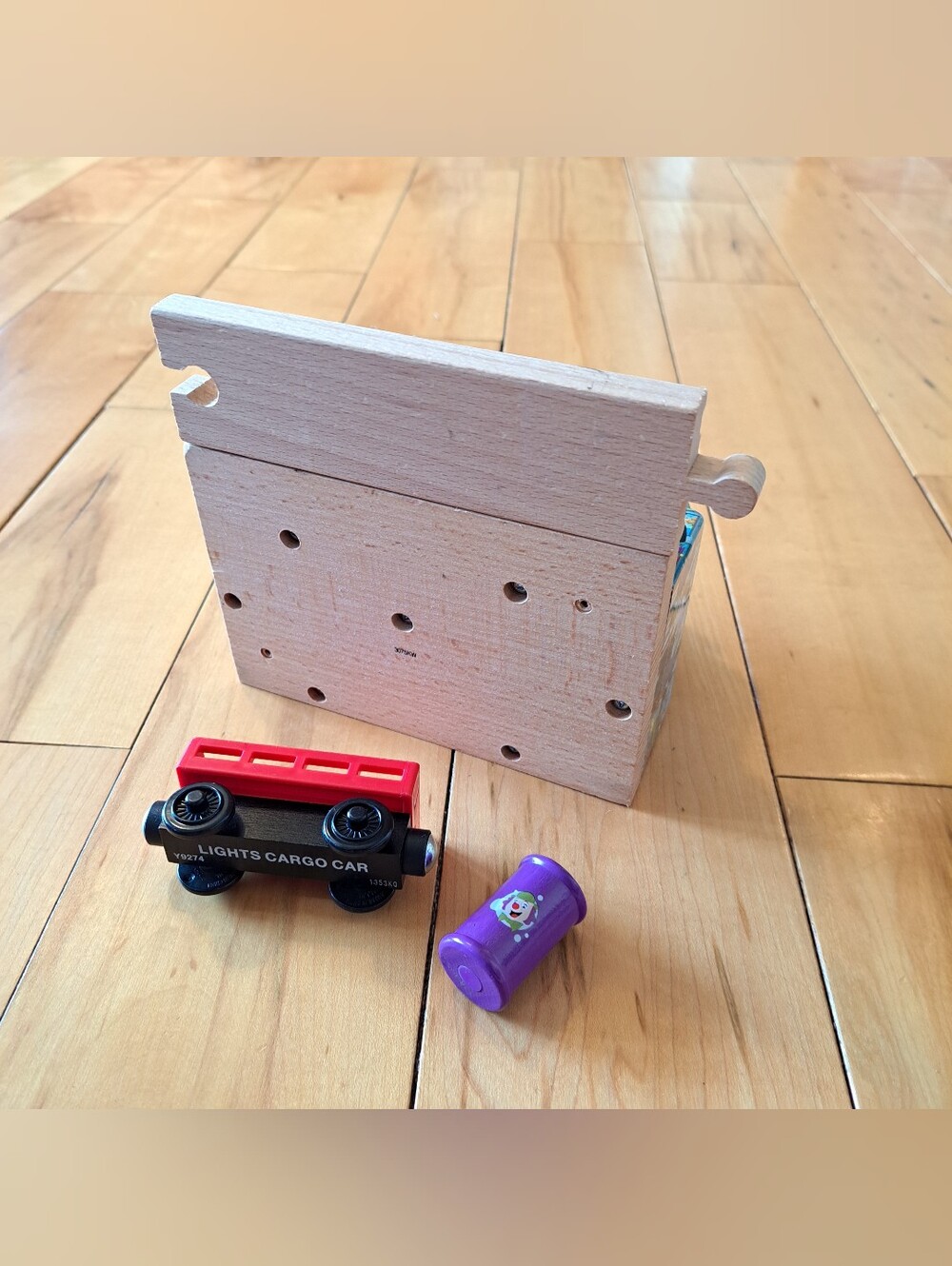 SHARK FOOD DELIVERY SODOR AQUARIUM SHARK EXHIBIT Thomas Train Wooden Railway - Picture 7 of 7
